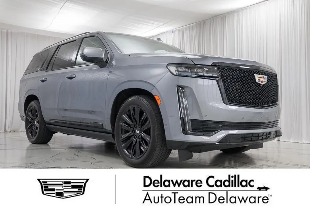 2022 Cadillac Escalade Sport Platinum photo 1