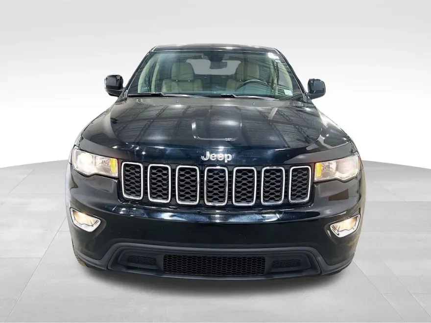 2022 Jeep Cherokee Laredo photo 1