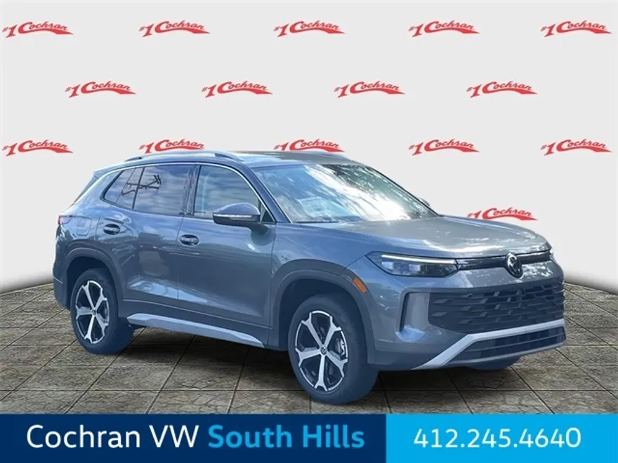 2025 Volkswagen Tiguan SE photo 1