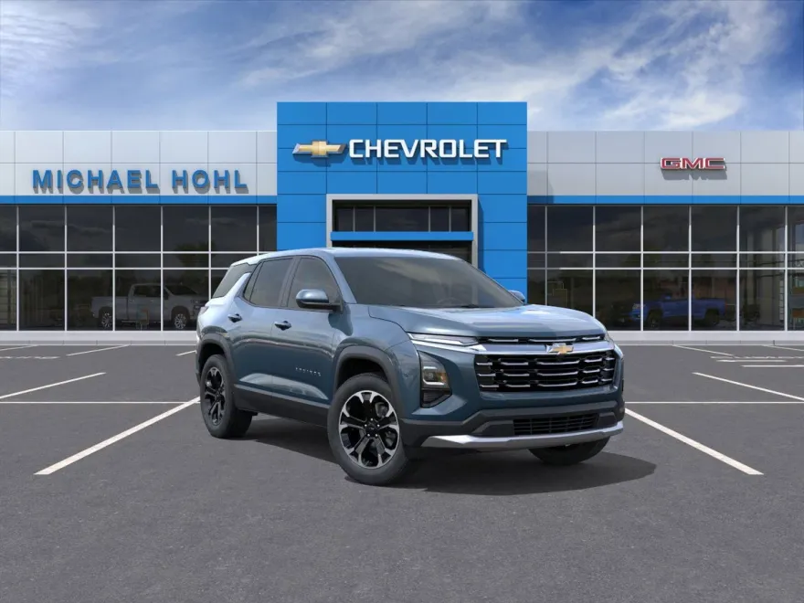 2026 Chevrolet Equinox LT photo 1