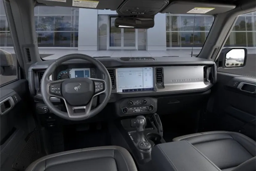 2025 Ford Bronco Outer Banks photo 1
