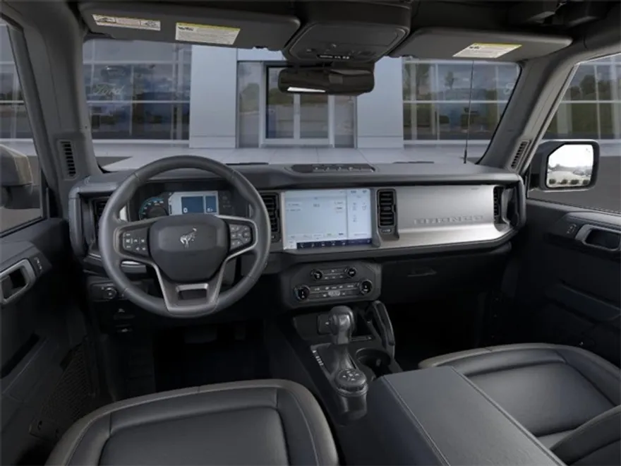 2025 Ford Bronco Outer Banks photo 1