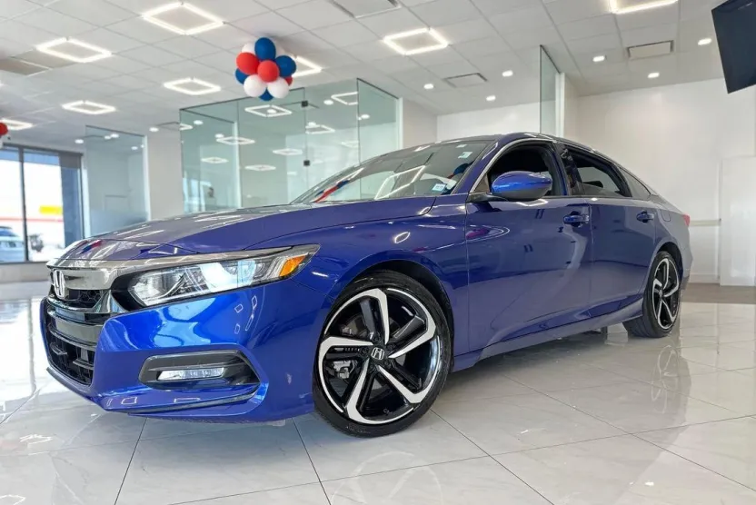 2019 Honda Accord Sport photo 1