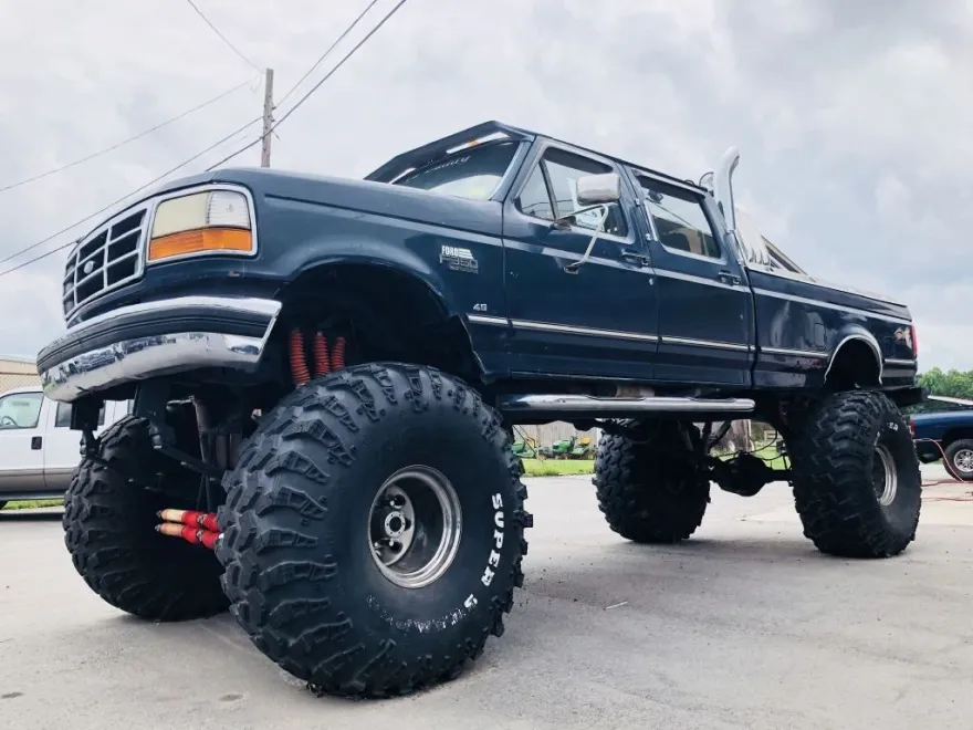 1995 Ford F-350 XL photo 1
