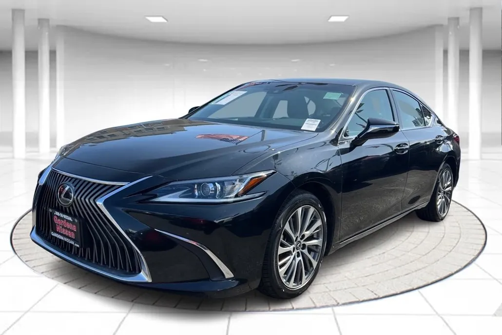 2021 Lexus ES 250 photo 1