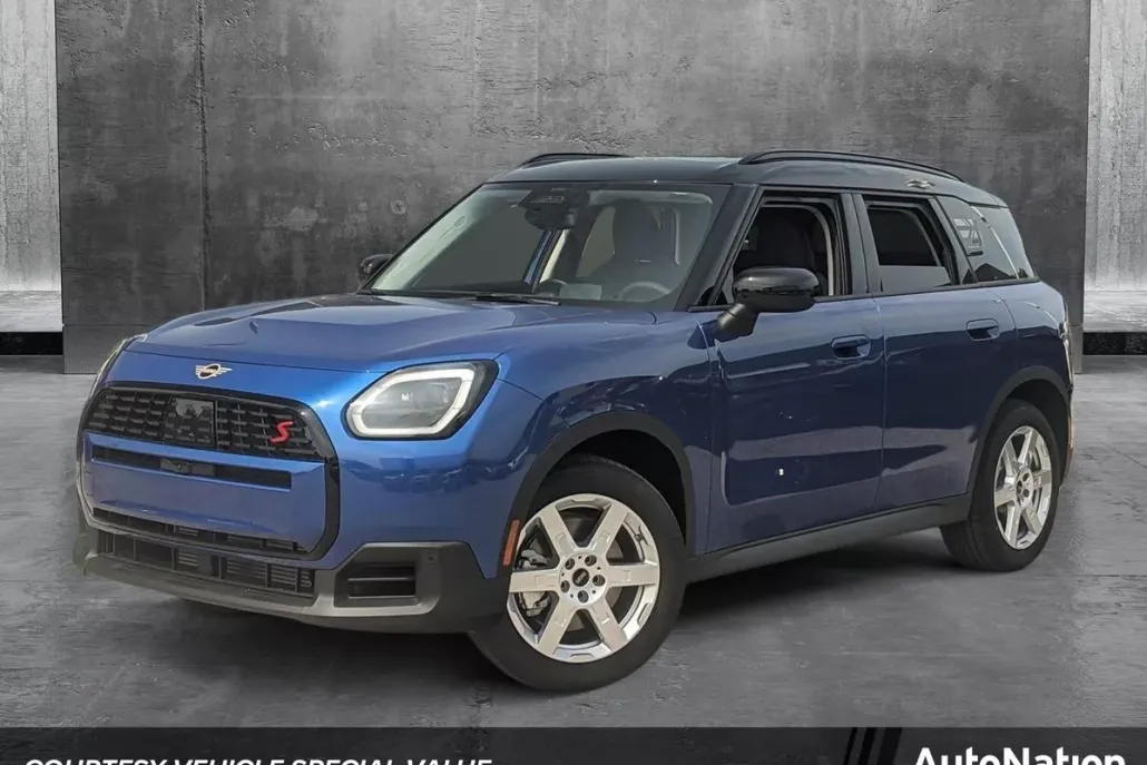 2025 Mini Countryman ALL4 S photo 1
