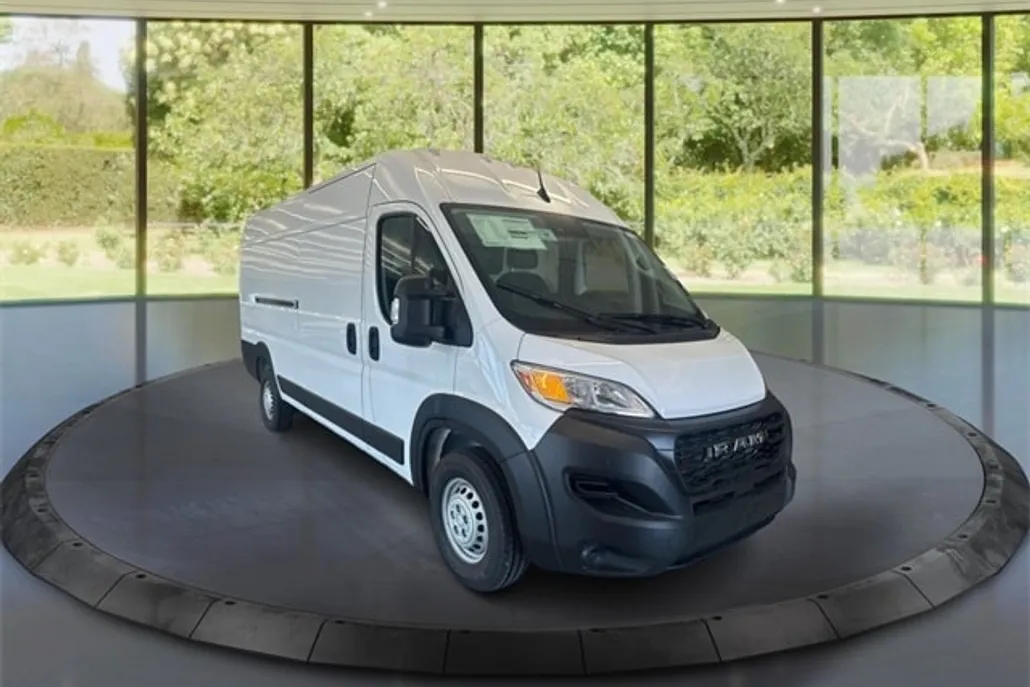 2025 Ram ProMaster 3500 Cargo Van photo 1