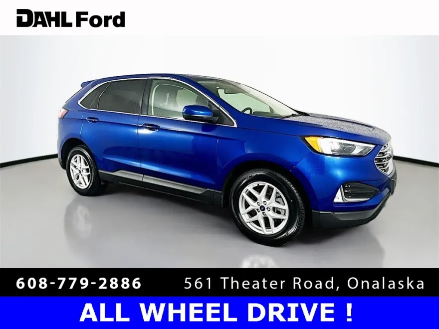 2022 Ford Edge SEL photo 1