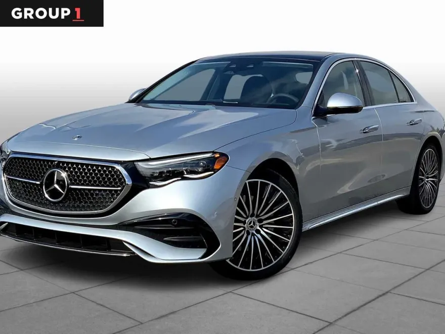 2025 Mercedes Benz E 350 4MATIC Sedan photo 1