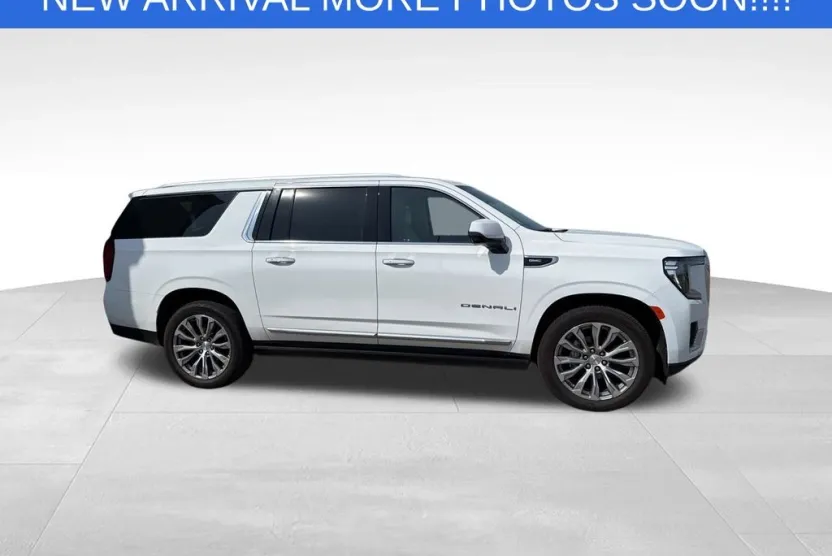 2021 Gmc Yukon XL Denali photo 1