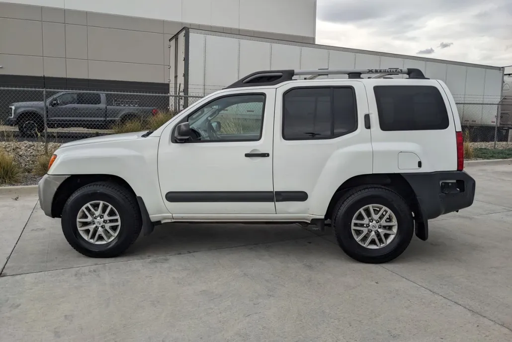 2014 Nissan Xterra S photo 1