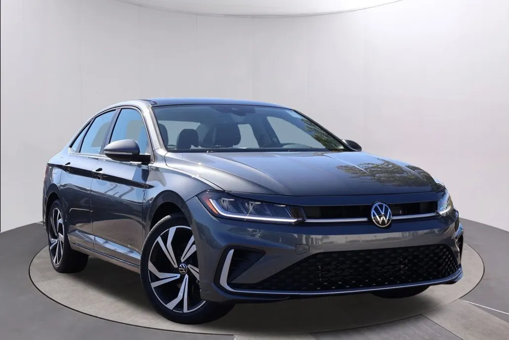 2026 Volkswagen Jetta 1.5T SEL photo 1