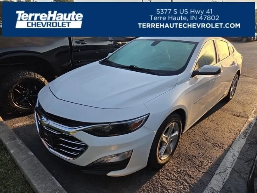 2022 Chevrolet Malibu photo 1