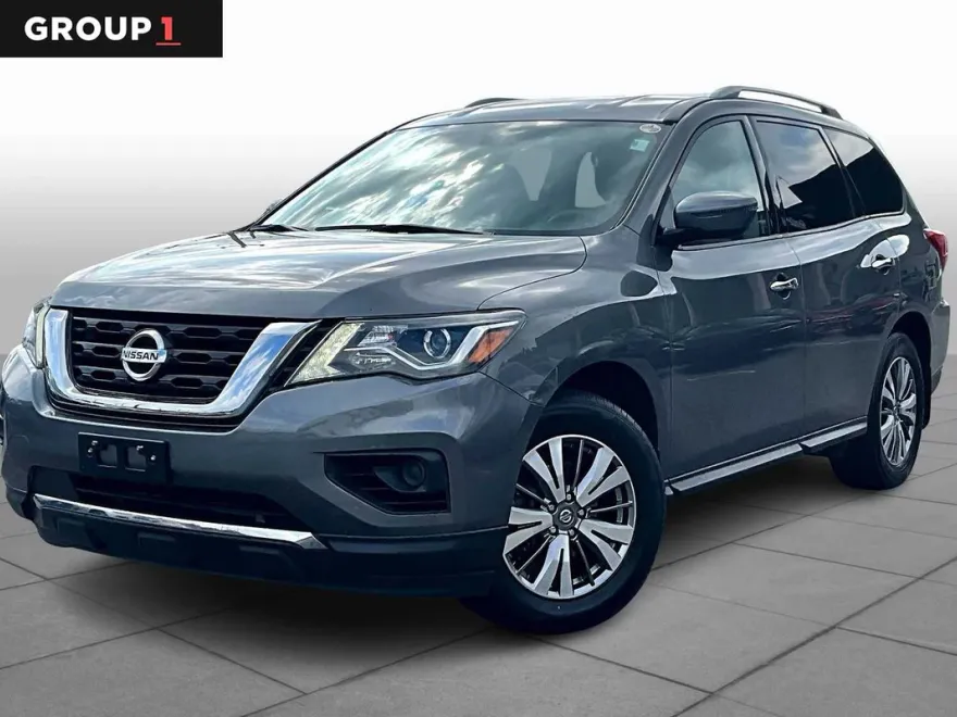 2019 Nissan Pathfinder S photo 1