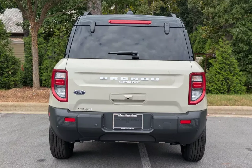 2025 Ford Bronco Sport Outer Banks photo 1