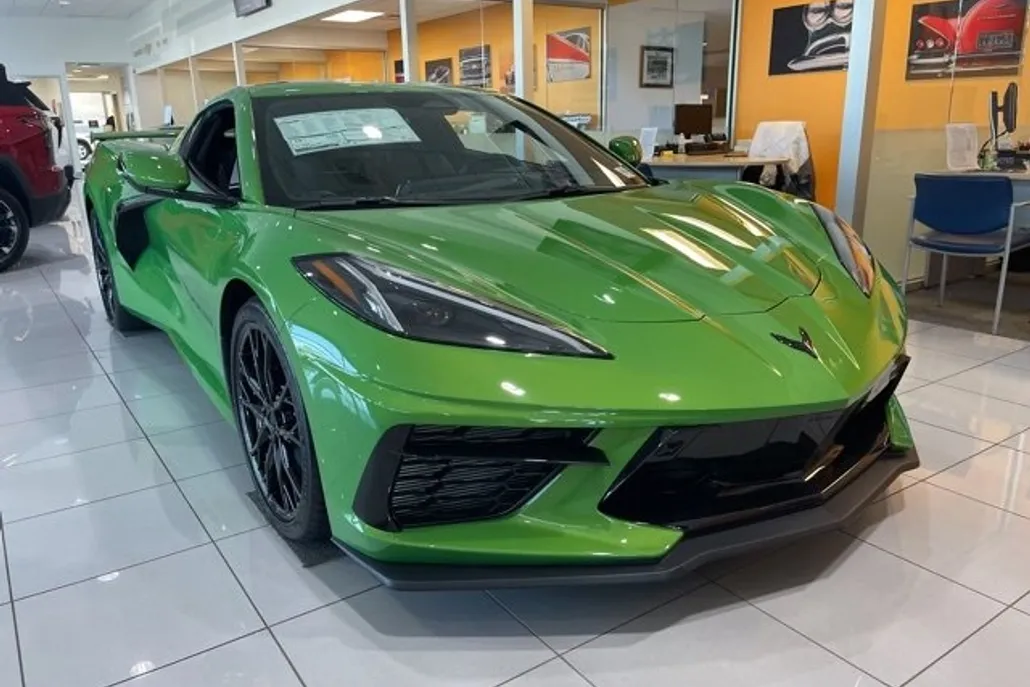 2026 Chevrolet Corvette Stingray 2LT photo 1