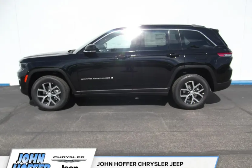 2025 Jeep Grand Cherokee Limited photo 1