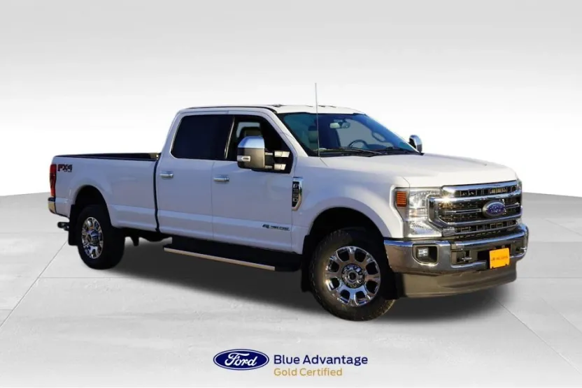 2022 Ford F-350 Lariat photo 1