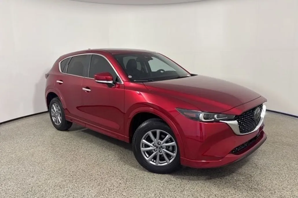 2024 Mazda CX-5 2.5 S Preferred photo 1