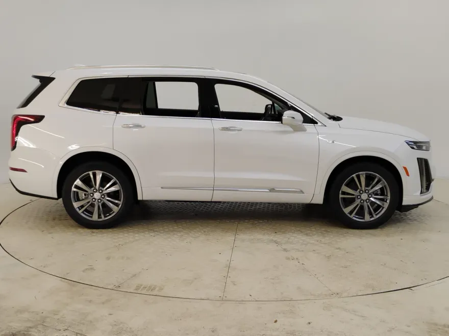 2025 Cadillac XT6 Premium Luxury photo 1