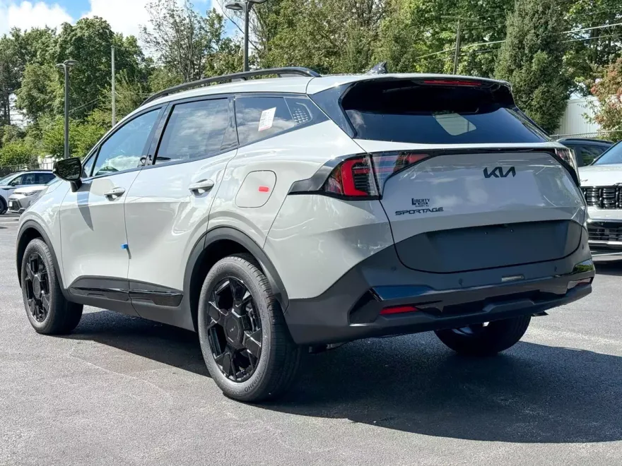 2026 Kia Sportage X-Line photo 1