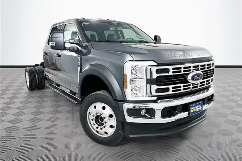 2026 Ford F-450 photo 1