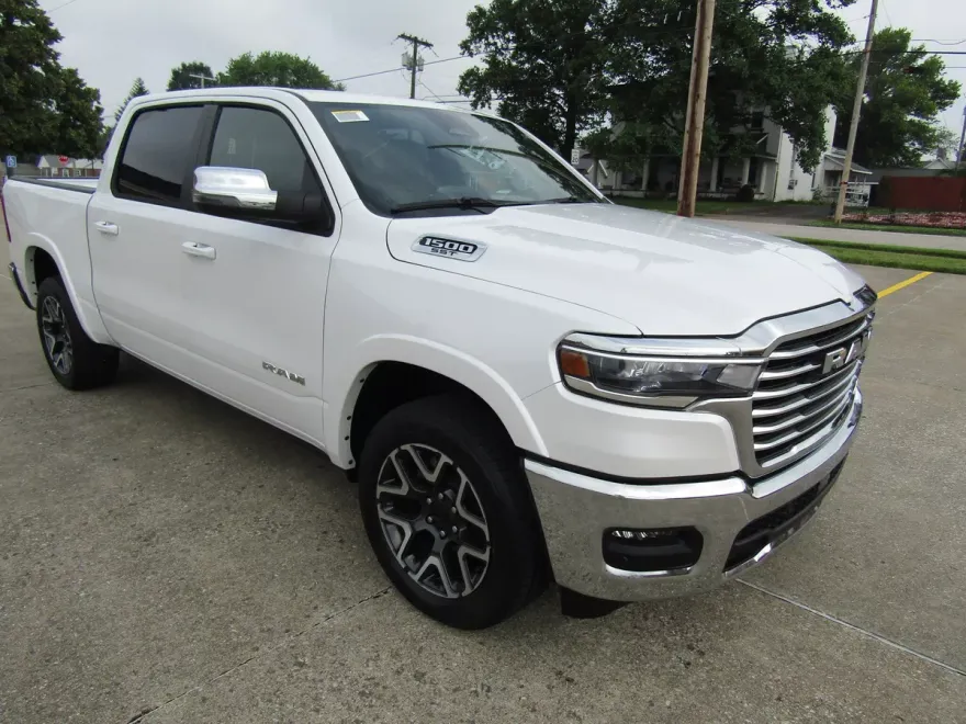 2025 Ram 1500 Laramie photo 1