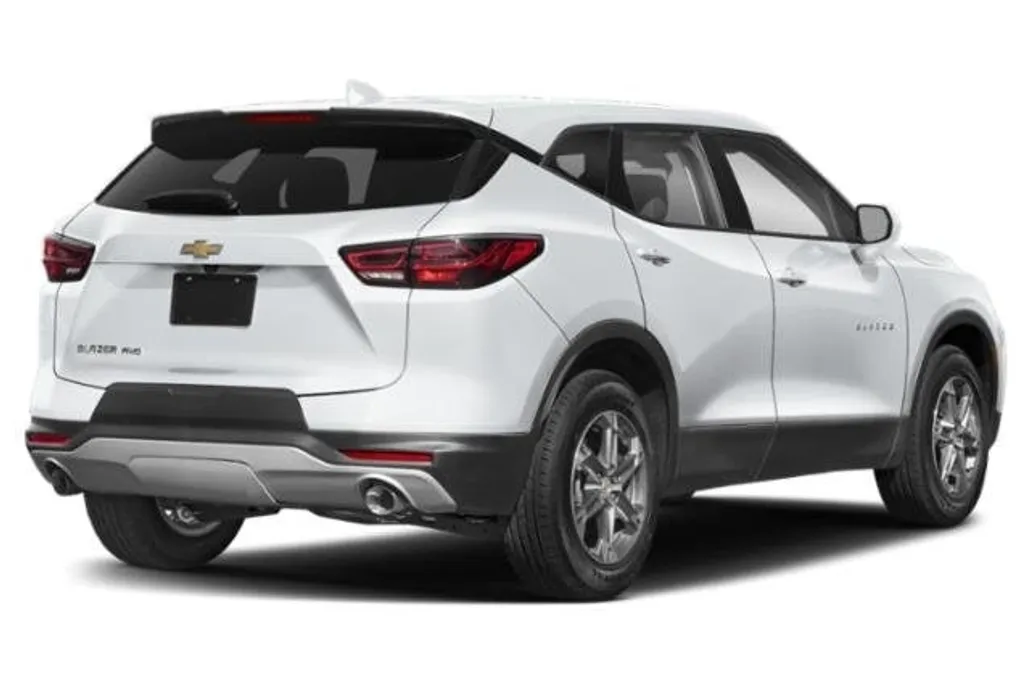 2023 Chevrolet Blazer 2LT photo 1