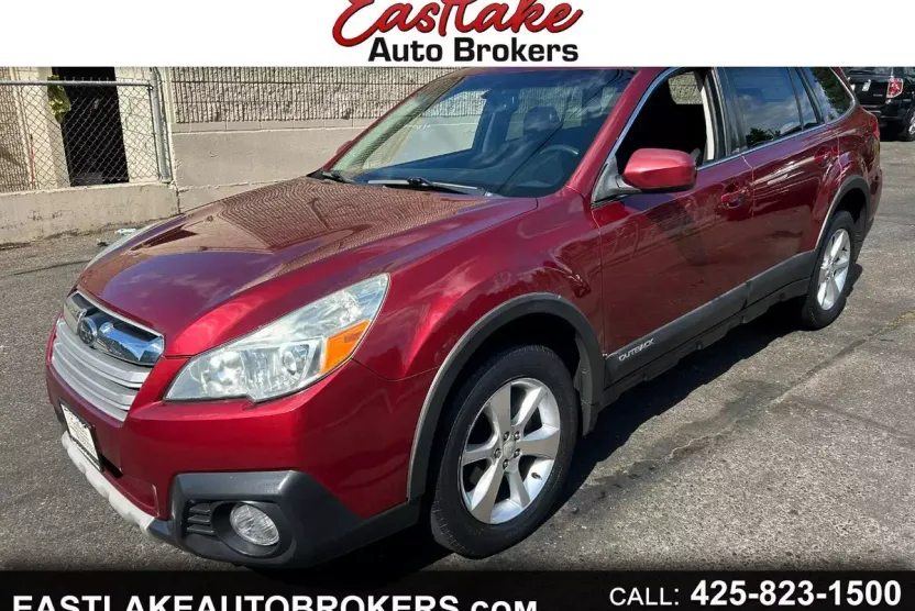 2014 Subaru Outback 2.5i Limited photo 1
