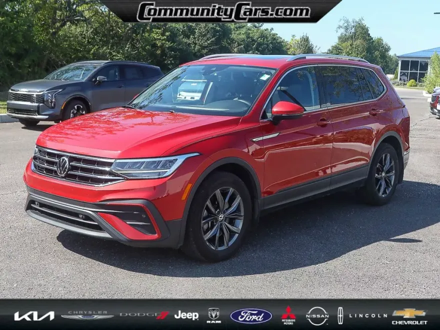 2022 Volkswagen Tiguan SE photo 1