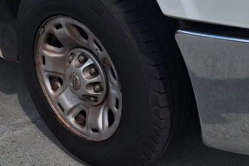2012 Nissan NV1500 SV photo 2