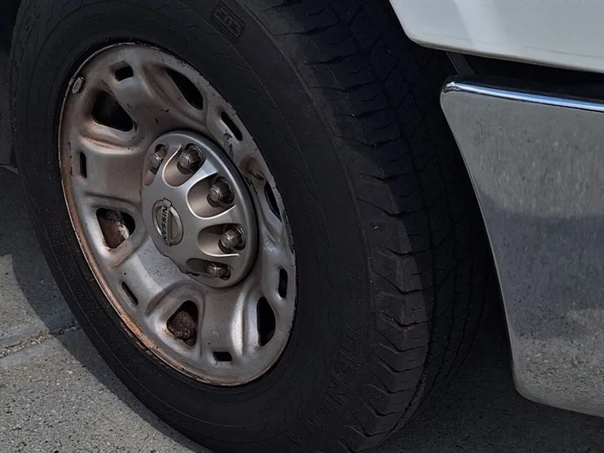 2012 Nissan NV1500 SV photo 2