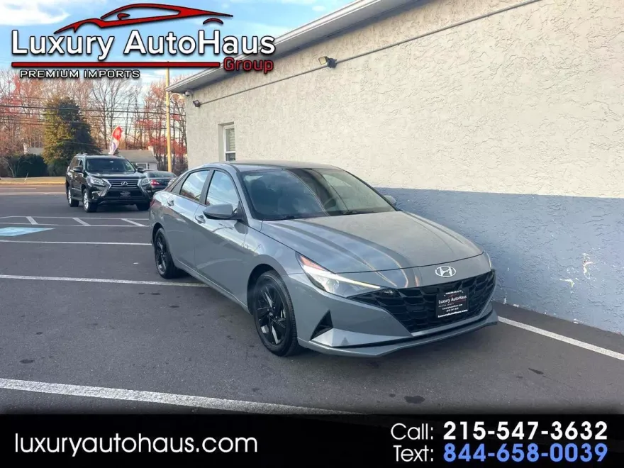 2022 Hyundai Elantra Hybrid Blue photo 1