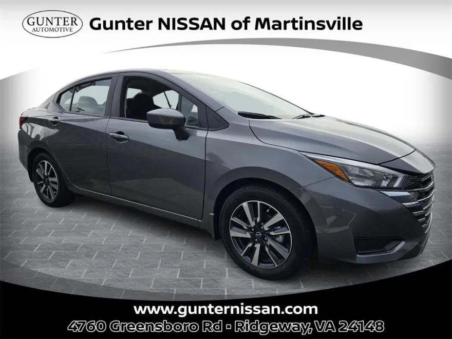 2025 Nissan Versa 1.6 SV photo 1