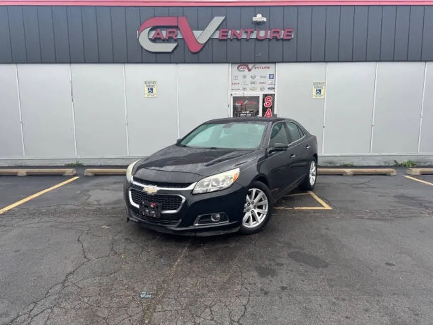 2015 Chevrolet Malibu LTZ photo 1