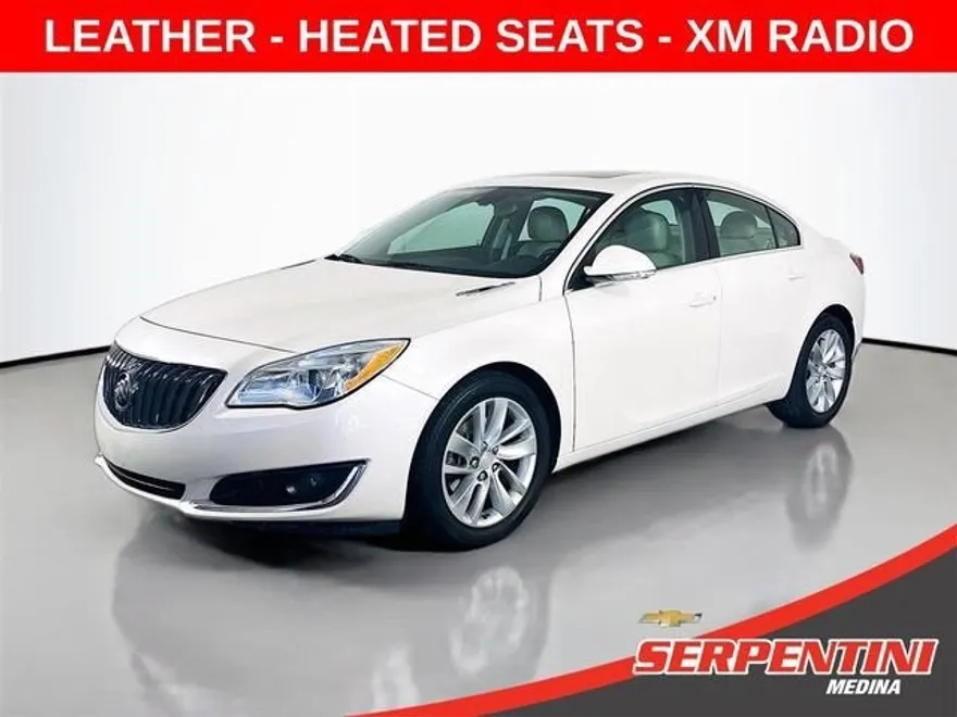 2015 Buick Regal photo 1
