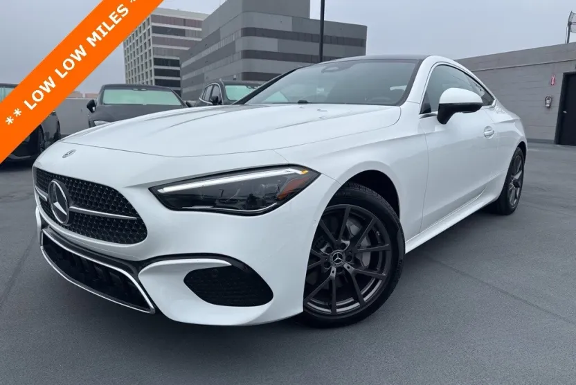 2024 Mercedes Benz CLE 300 4MATIC photo 1