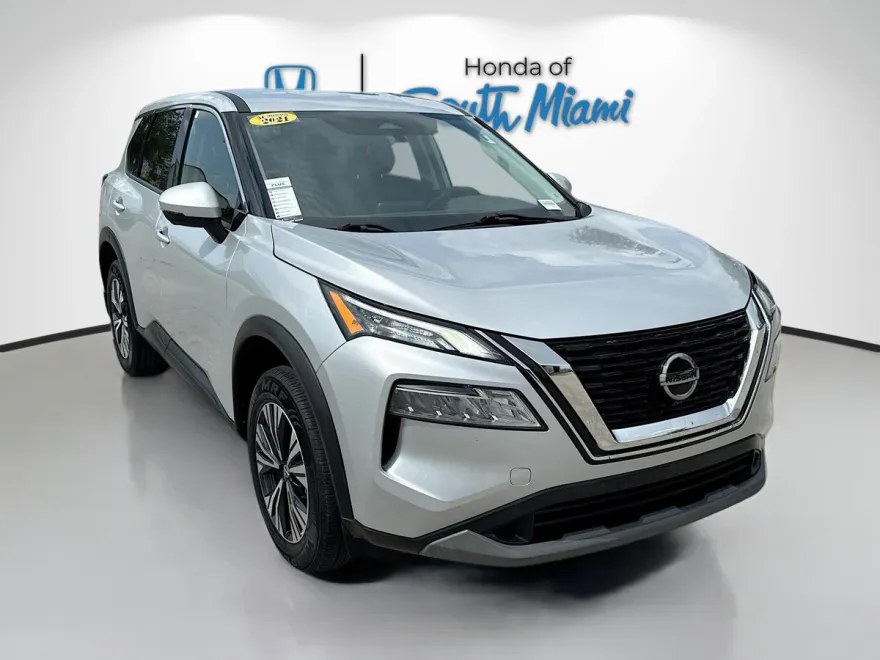 2021 Nissan Rogue SV photo 1