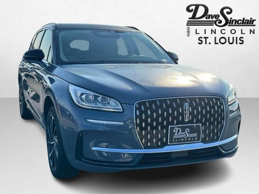 2025 Lincoln Corsair Grand Touring photo 1