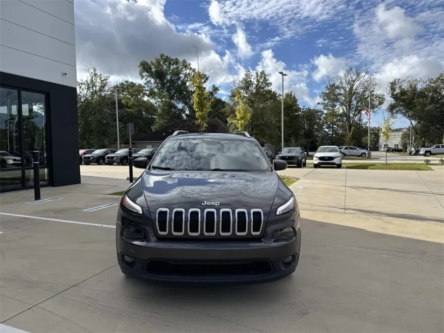 2018 Jeep Cherokee Latitude photo 1