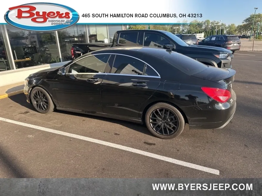 2018 Mercedes Benz CLA 250 4MATIC photo 1