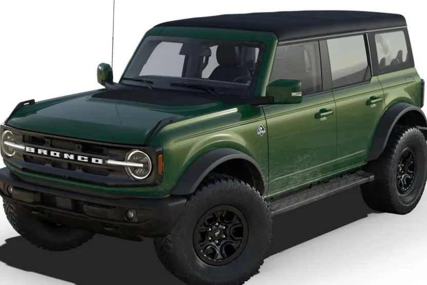 2025 Ford Bronco Outer Banks photo 1