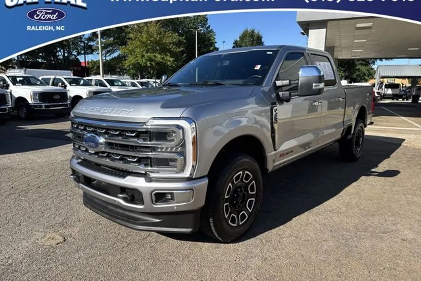 2023 Ford F-250 photo 1