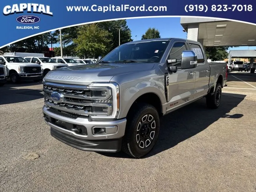 2023 Ford F-250 photo 1