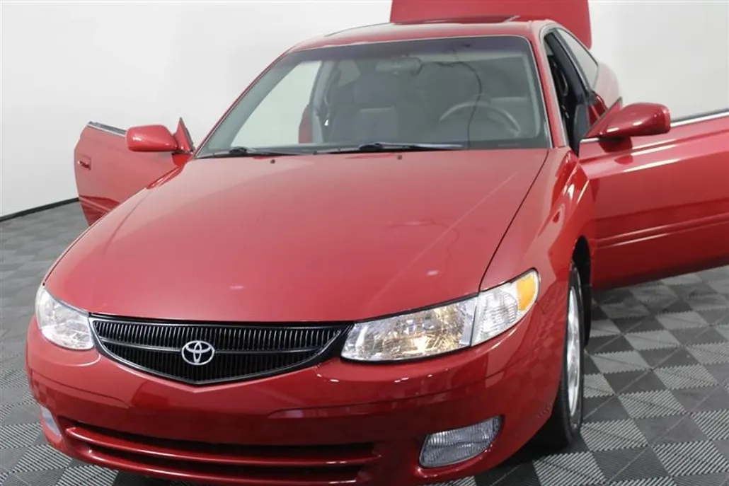 2000 Toyota Camry Solara SE photo 1