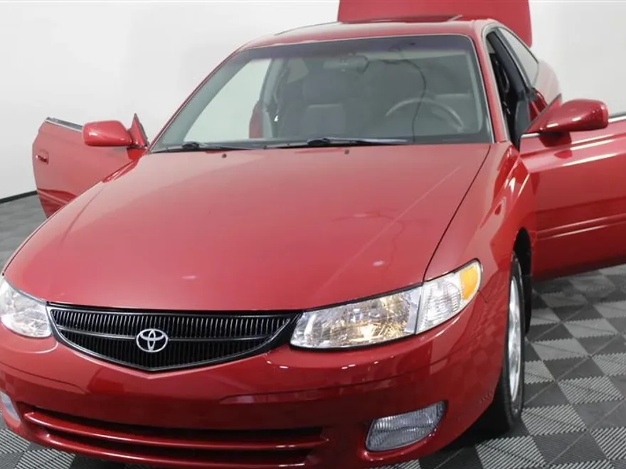 2000 Toyota Camry Solara SE photo 1