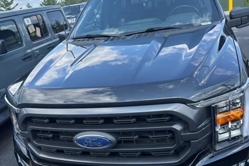 2022 Ford F-150 XLT photo 1