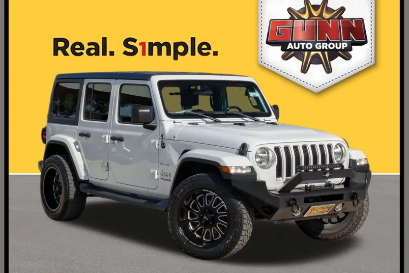 2019 Jeep Wrangler Unlimited Sahara photo 1