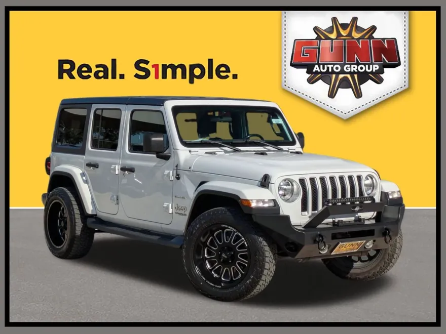 2019 Jeep Wrangler Unlimited Sahara photo 1