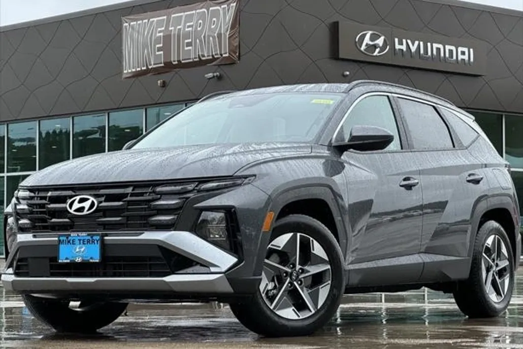 2025 Hyundai Tucson SEL photo 1